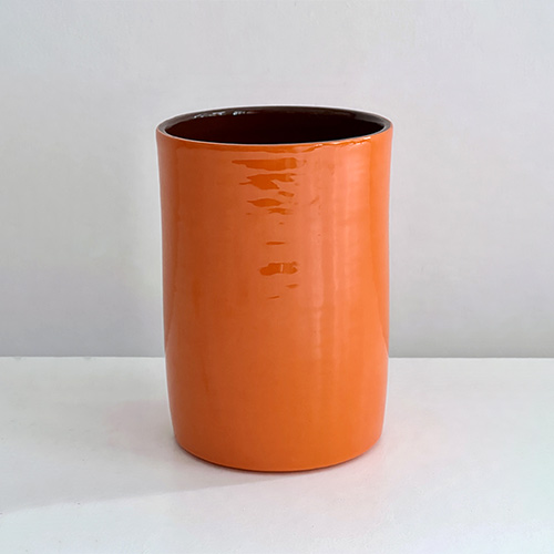 Vases moyen modèle orange, collection de vaisselle en céramique Terra par Sentou
