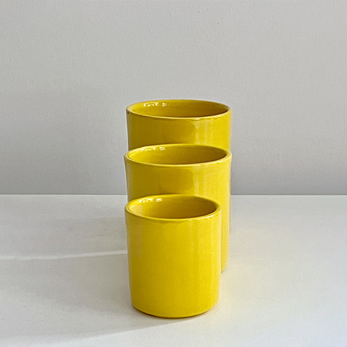Tasses jaunes 3 tailles, collection de vaisselle en céramique Terra par Sentou