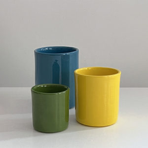 Tasses colorées, collection de vaisselle en céramique Terra par Sentou